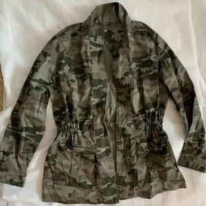 Universal Thread Camo Jacket